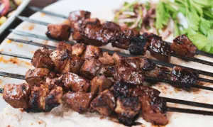 Assiette Brochette de foie de bœuf