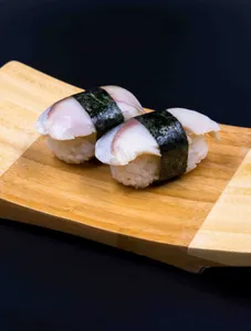 Nigiri sushi Maquereau mariné